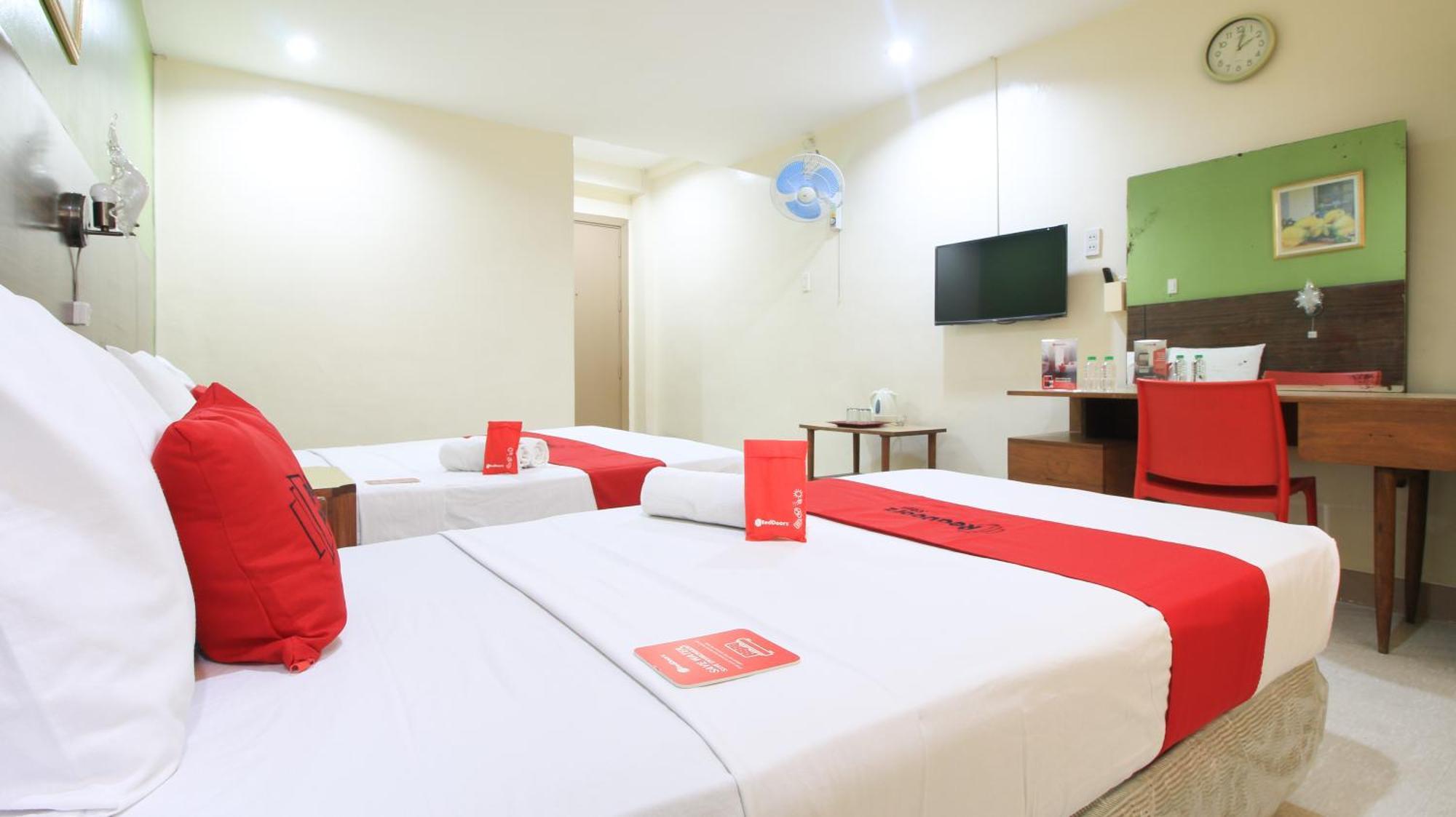 Reddoorz Plus @ Chinatown Binondo Manila Kültér fotó