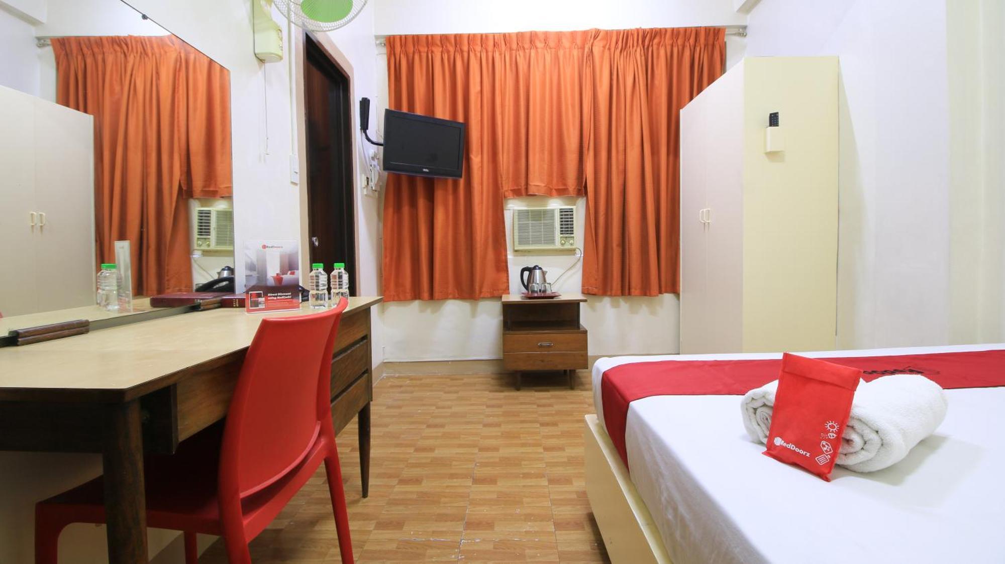 Reddoorz Plus @ Chinatown Binondo Manila Kültér fotó