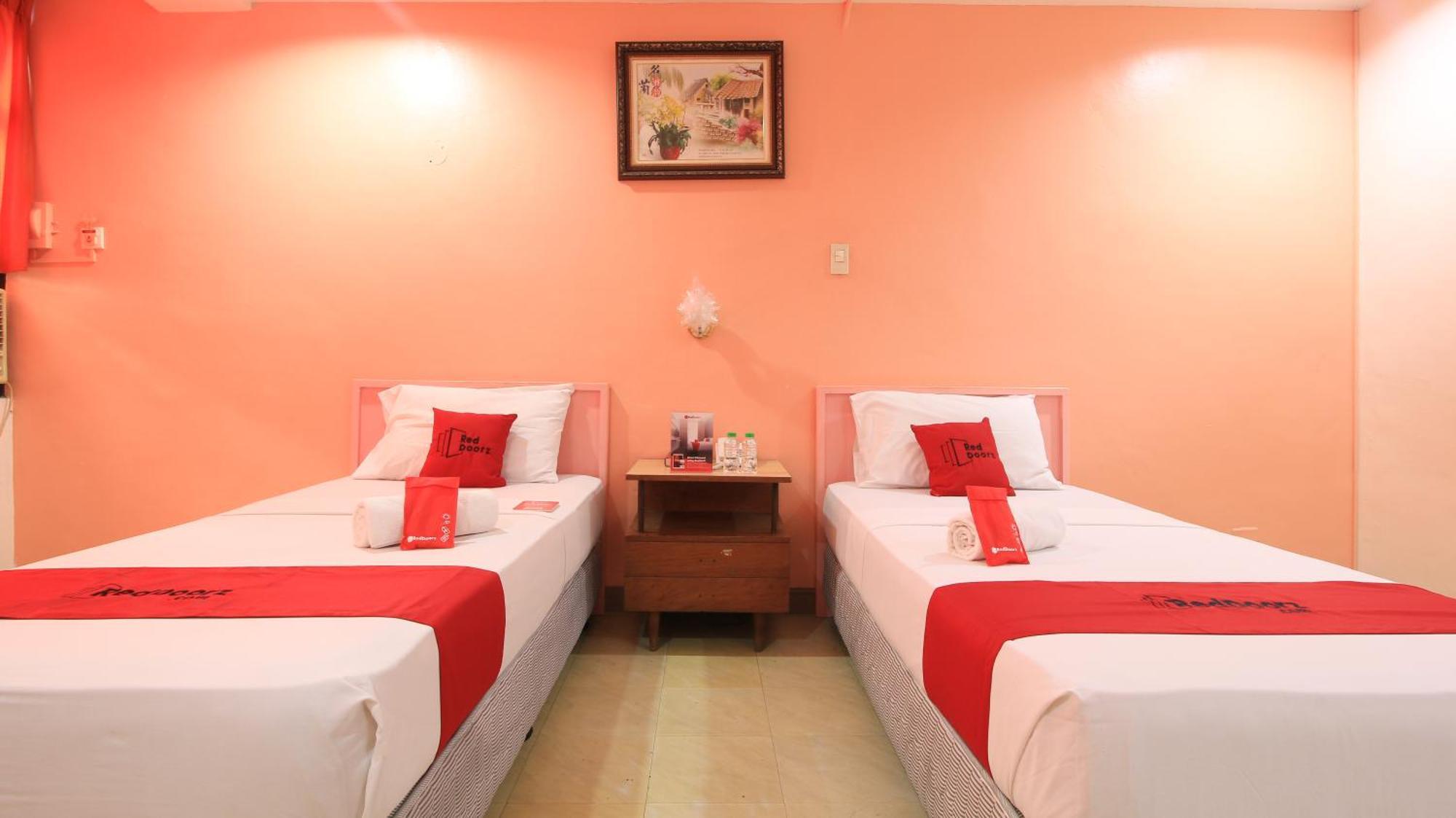Reddoorz Plus @ Chinatown Binondo Manila Kültér fotó