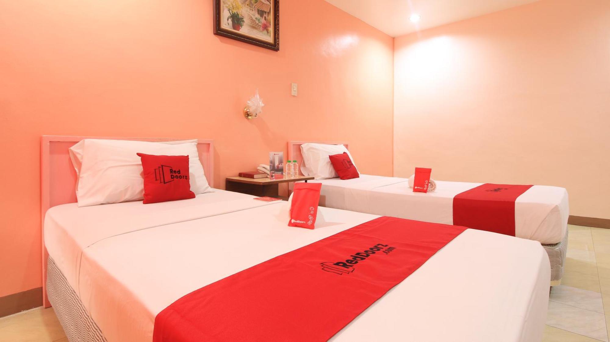 Reddoorz Plus @ Chinatown Binondo Manila Kültér fotó